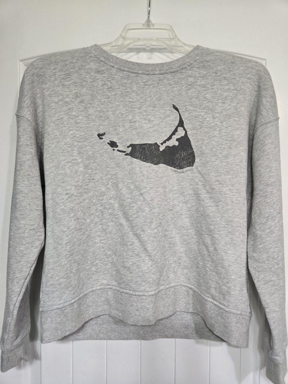 Vineyard Vines Heather Gray Crewneck with Cape Cod Graphic